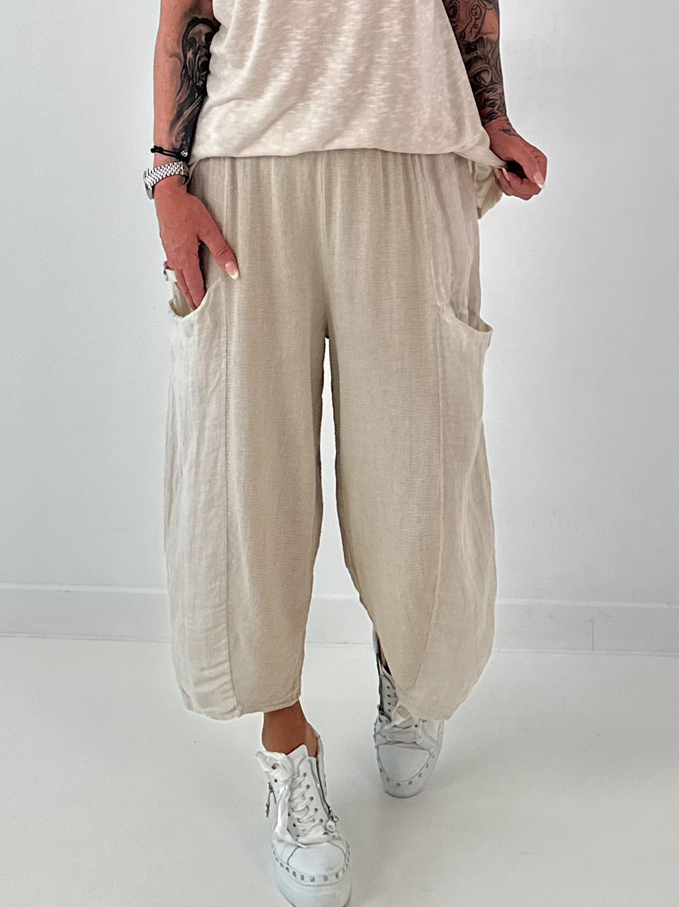 Balloon Linen Trousers with Fringe Details - taupe