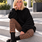 Hose im Allover Leo-Wildleder-Look - camel-mehrfarbig