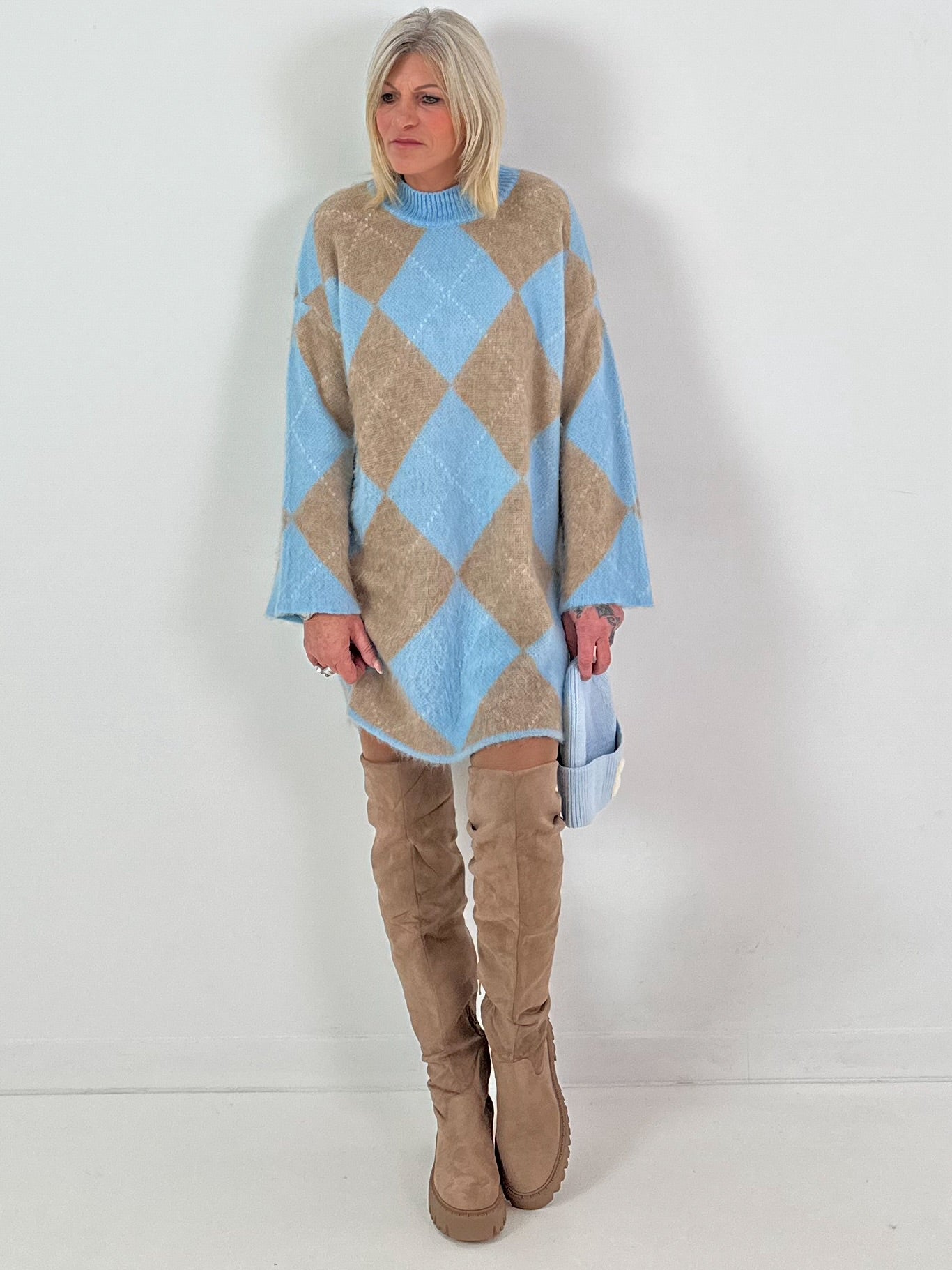 Lange trui/jurk model "Retro Diamond" - blauw-taupe (leverbaar vanaf ca. 06.12.25)