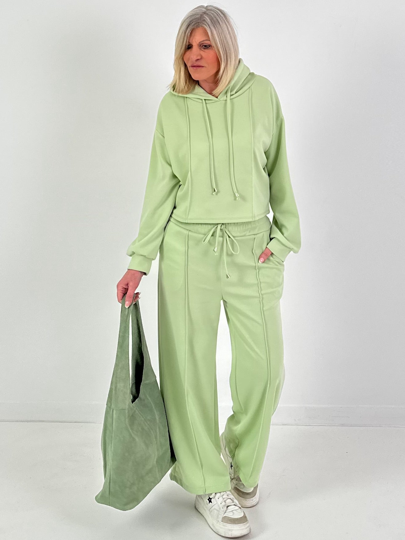 Zweiteiler mit Kapuze - lindgrün