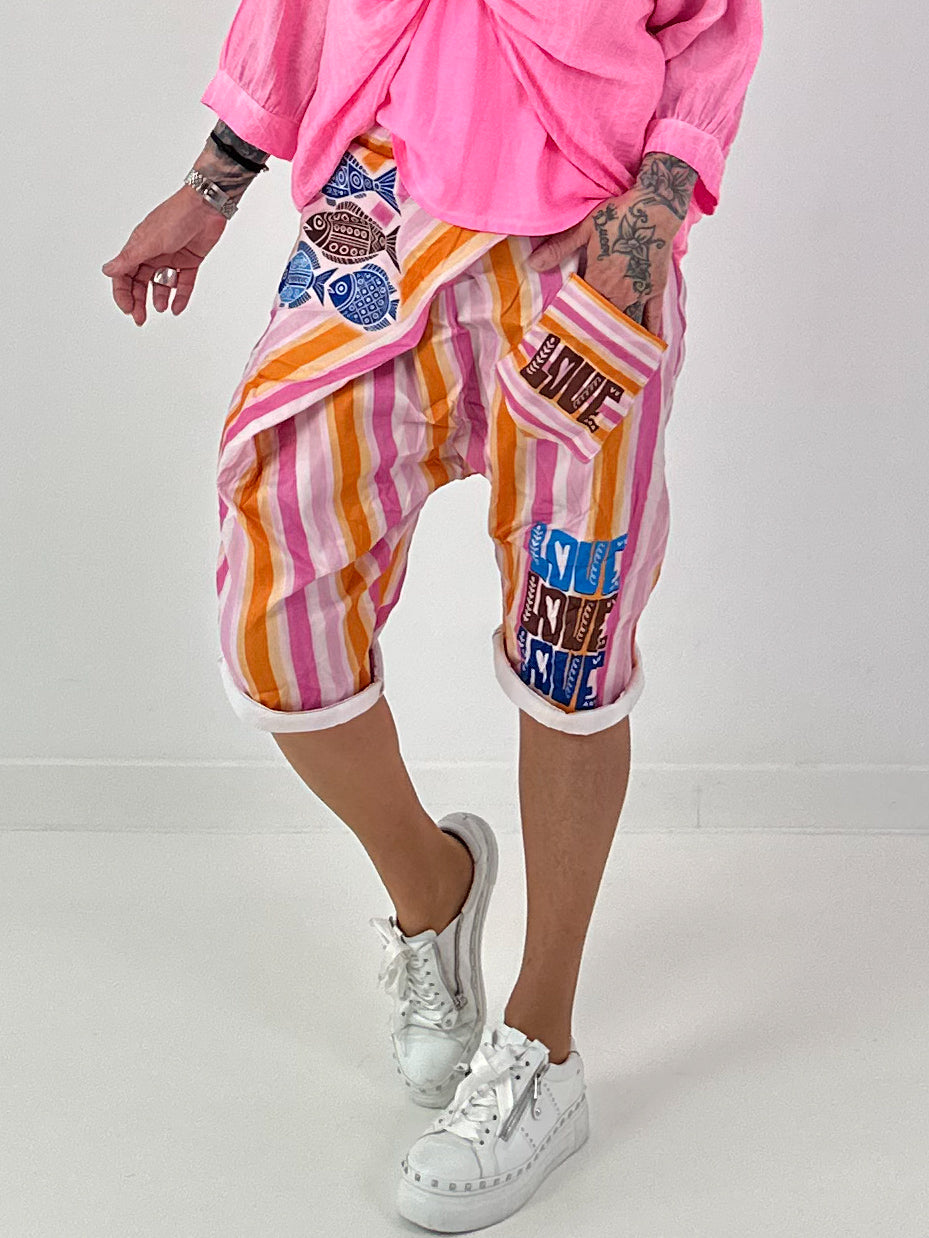 Short baggy shorts with overlap - beige