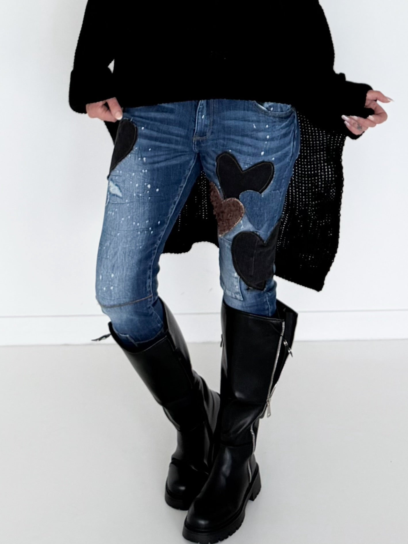 Jeans mit Herz-Patches - denim