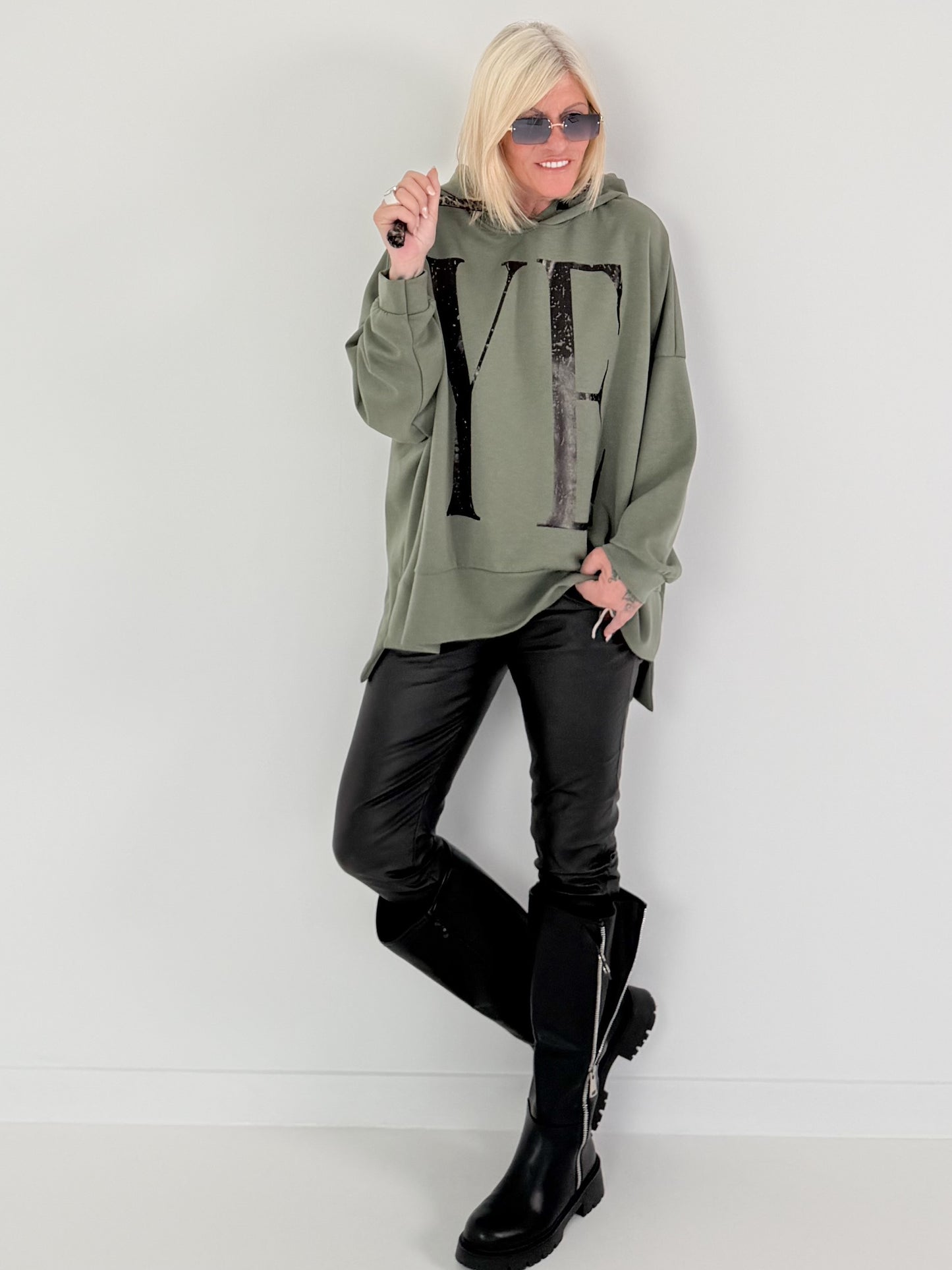 Oversized Hoodie YEAH - oliv