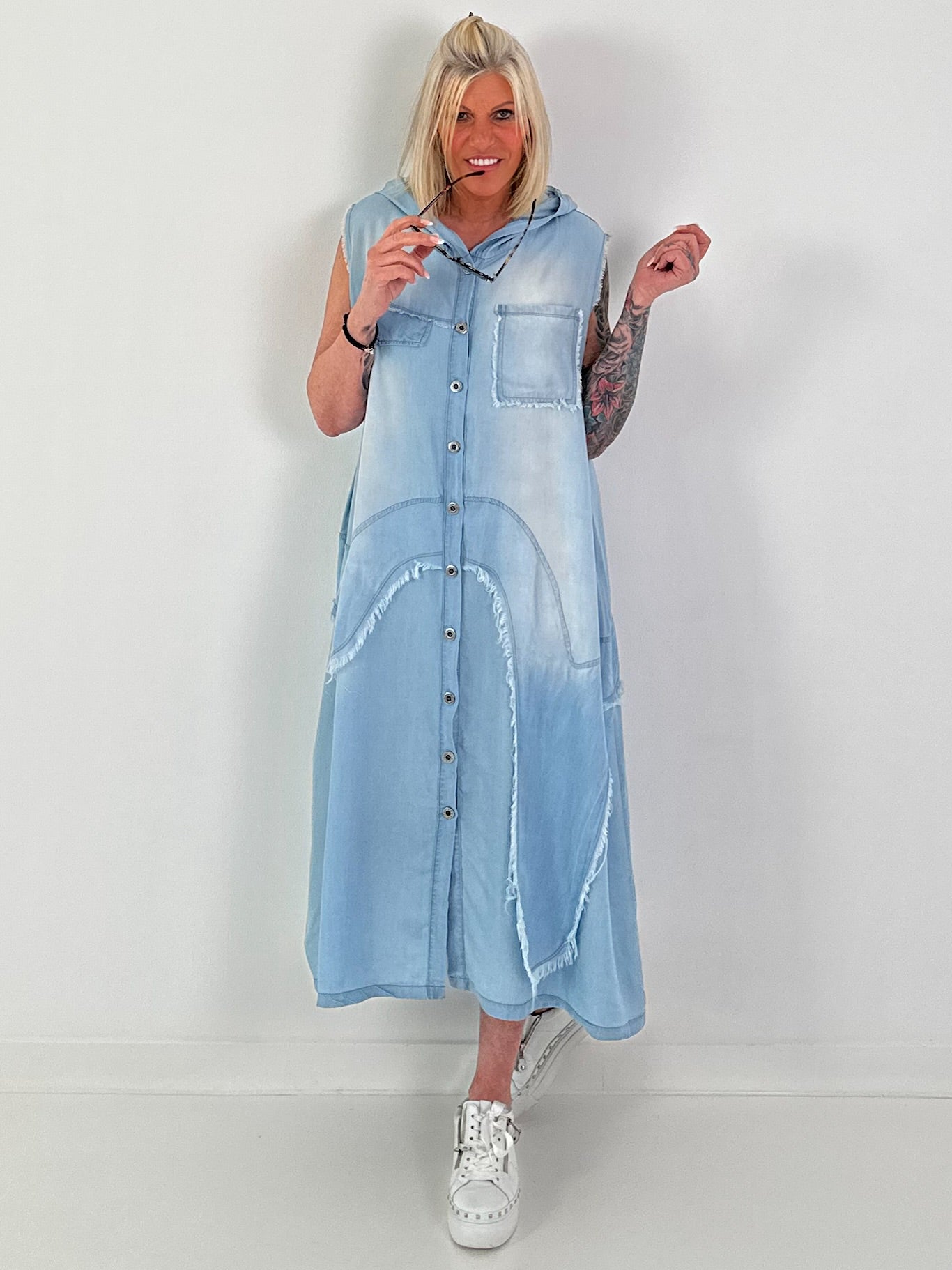 Hooded denim dress - light blue