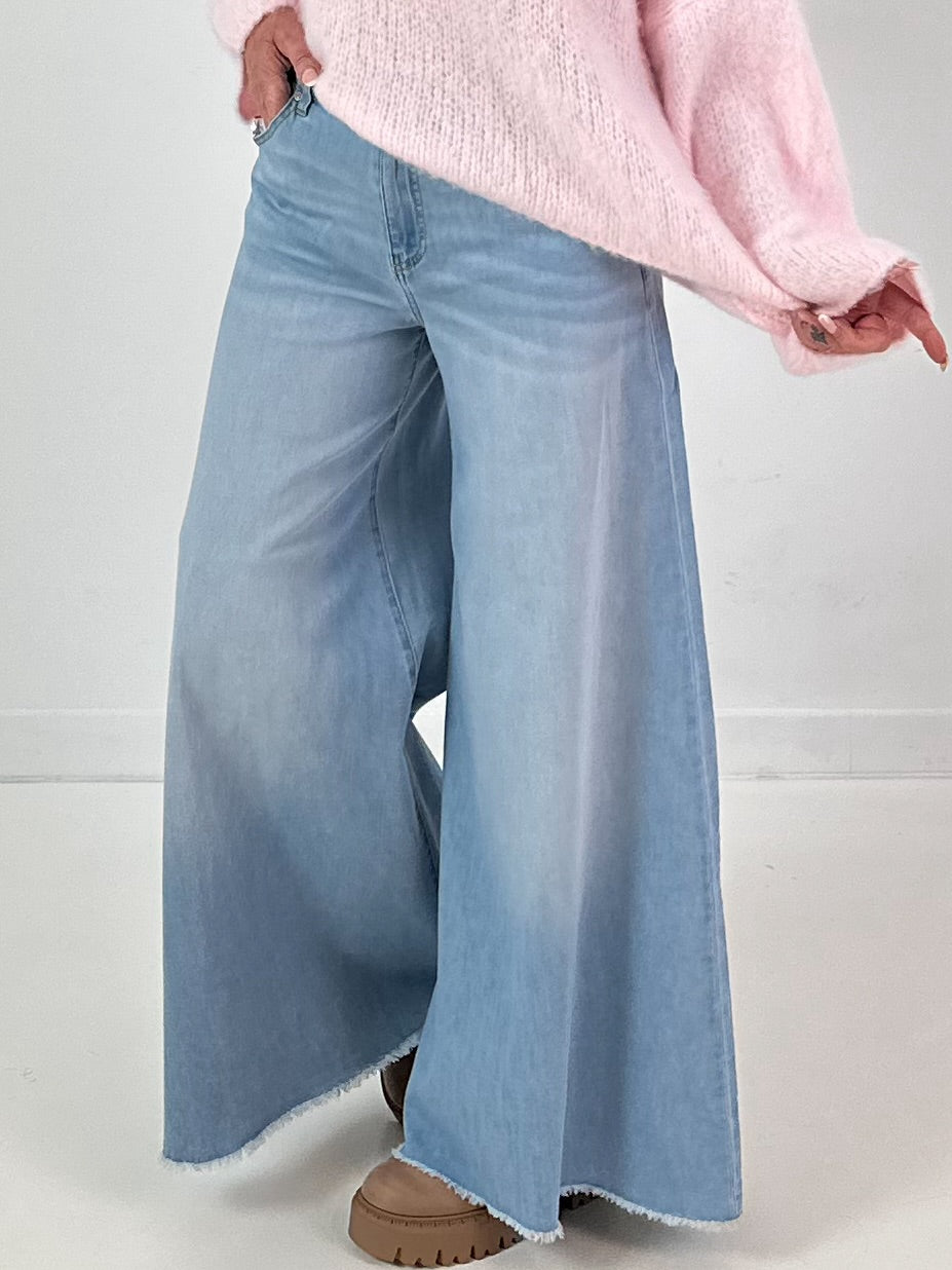 Jeans model "Wide Light" - light denim