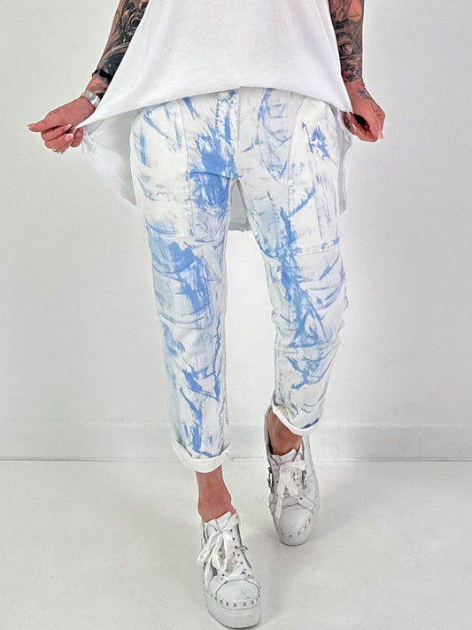 Batik-Hose mit tiefen Taschen - weiss-blau
