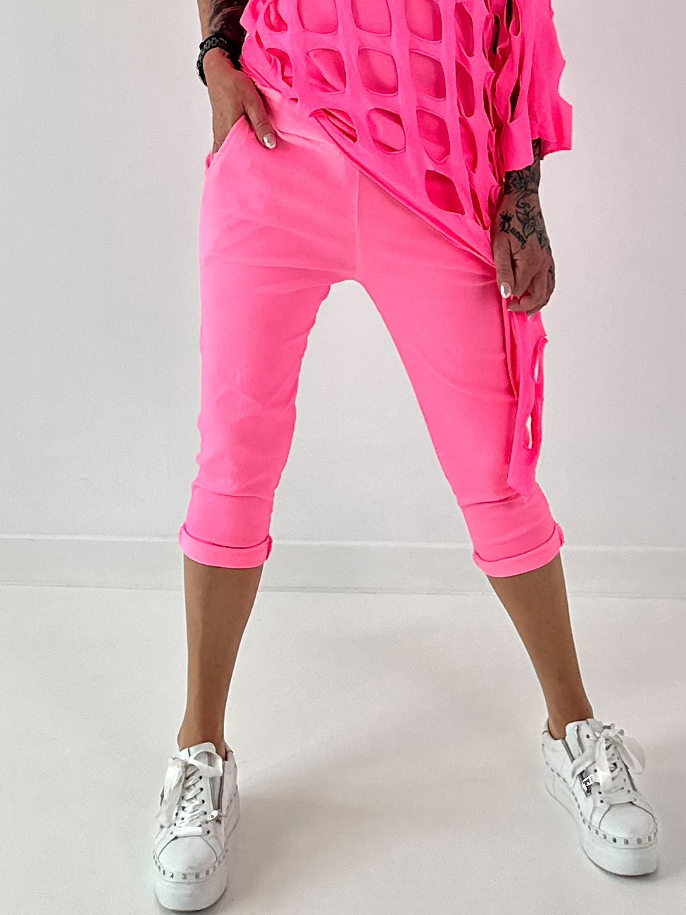 Capri Hose mit Bindeband - neonpink