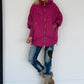 Oversized gewatteerd jack met mouwen met boorden en capuchon - bordeauxrood