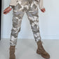 Cargo Hose mit Camouflage-Print - taupe-grau-mehrfarbig