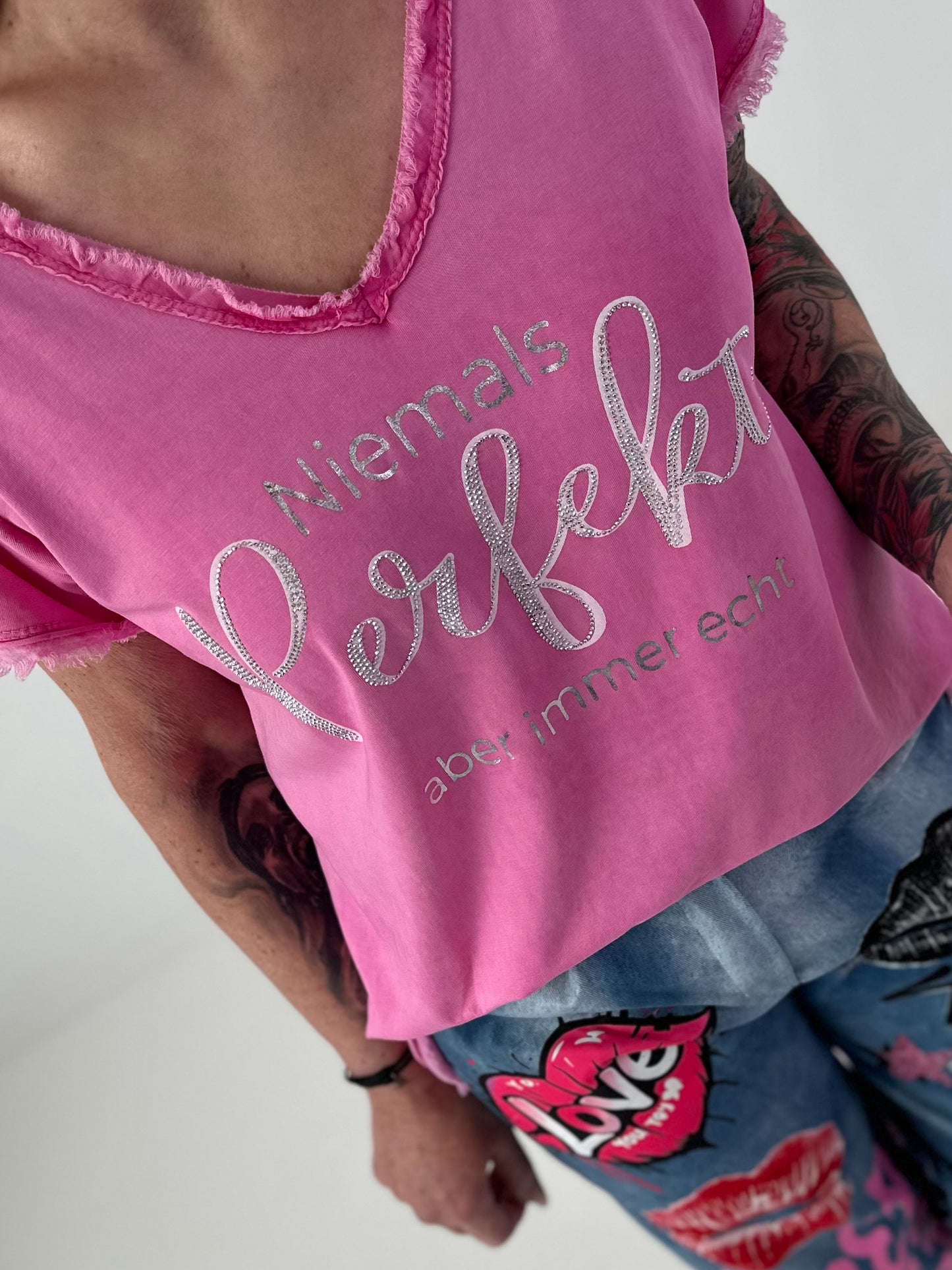T-shirt with statement print - pink