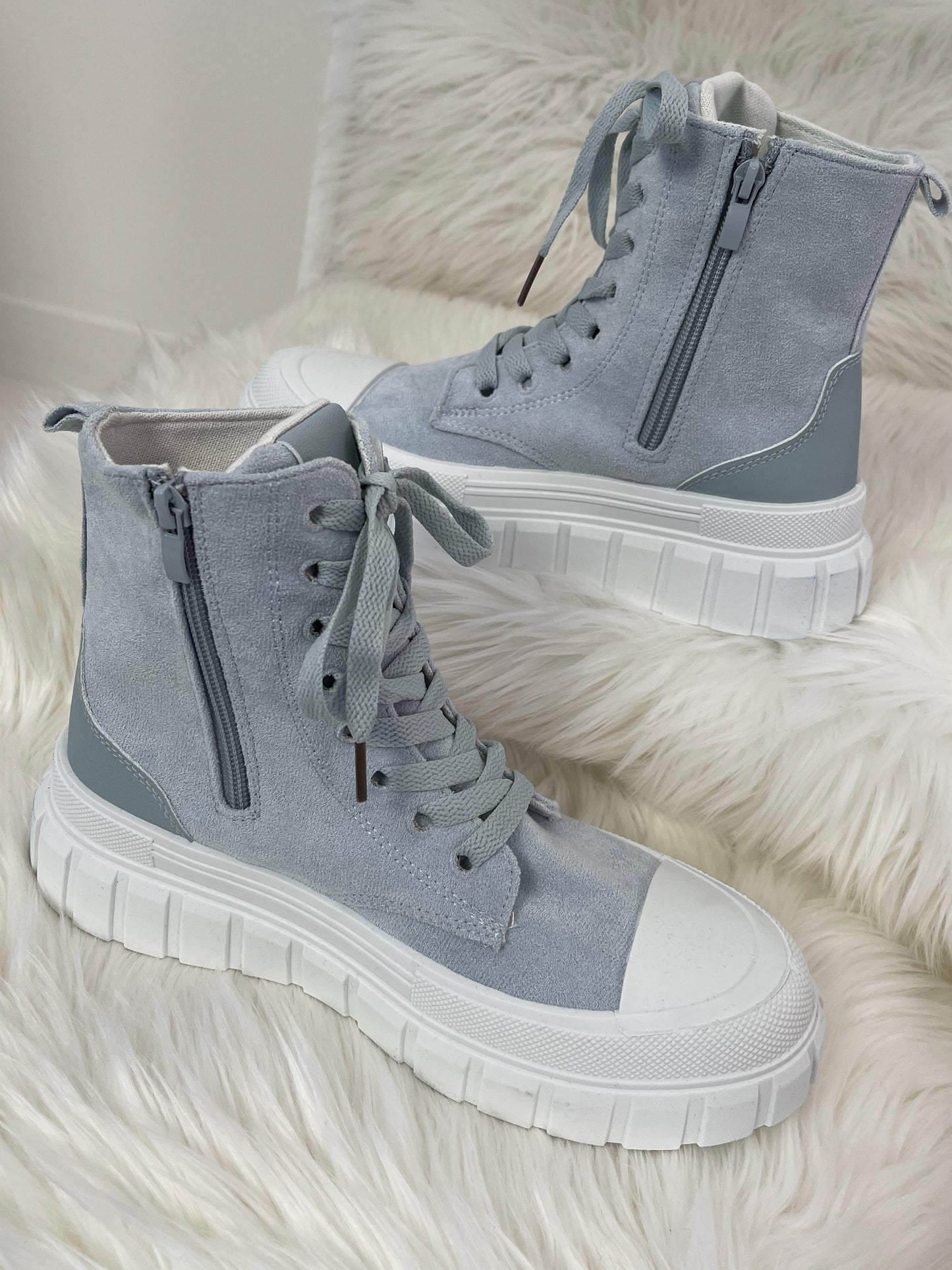 Hoge sneakers - lichtblauw