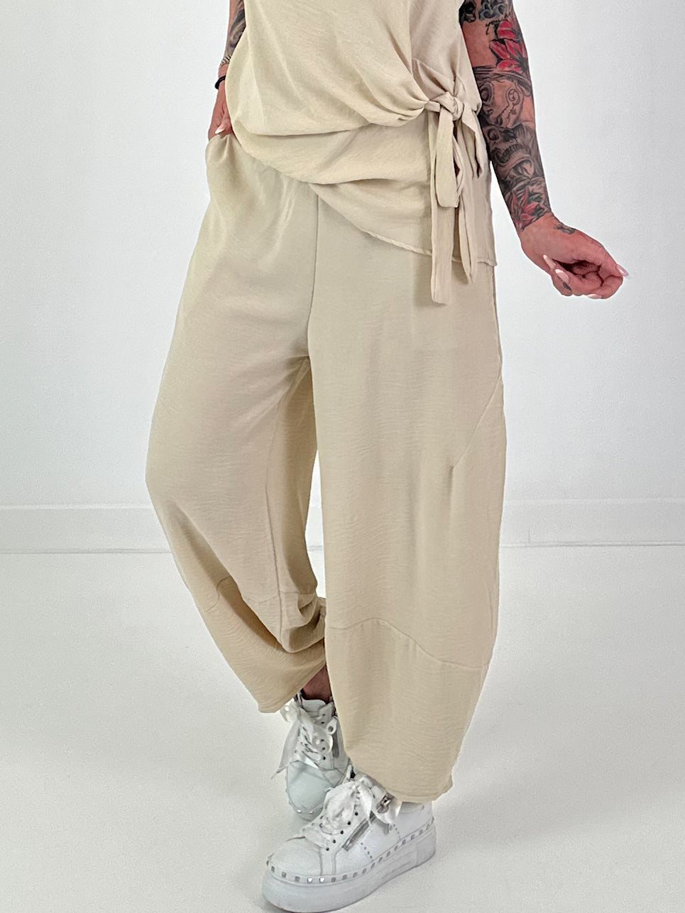 Light Balloon Trousers - beige