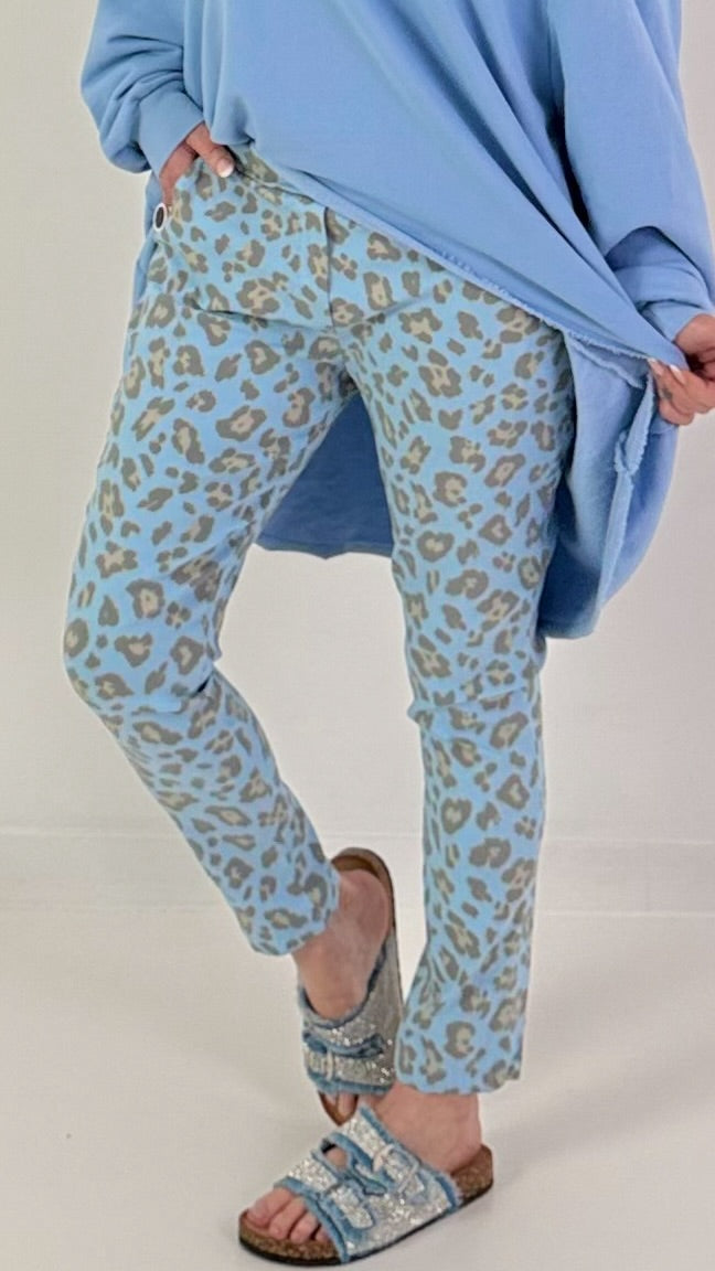 Hose mit Leo-Muster - hellblau