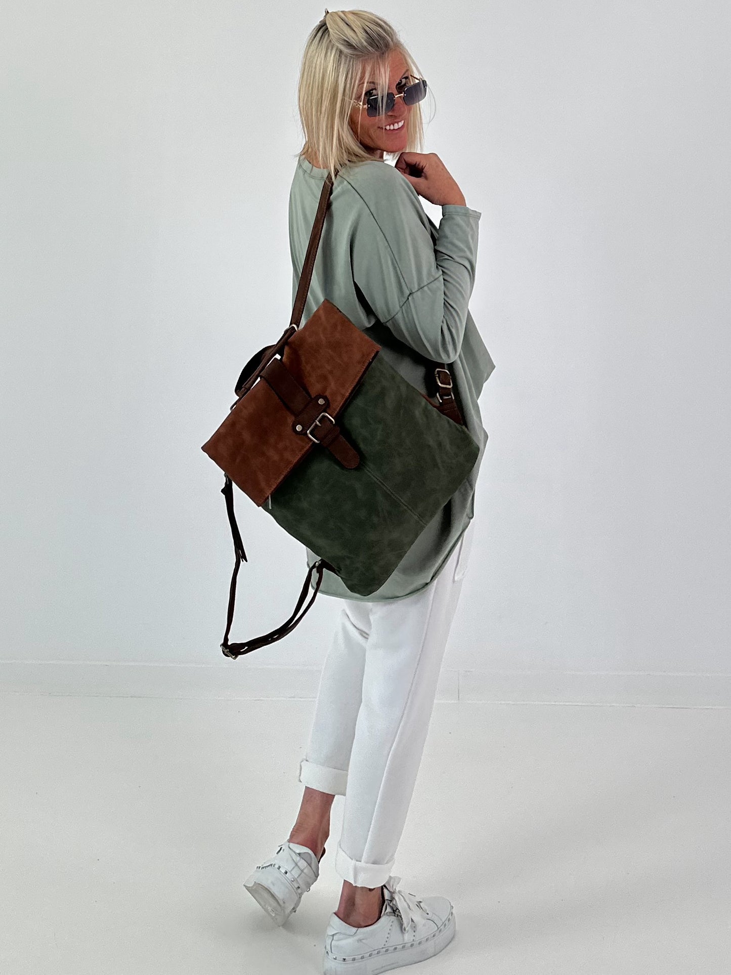 Backpack in Vintage Leather Look - Green - Brown
