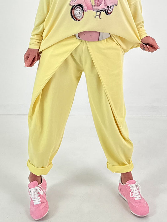 Casual broek met een wikkeldesign - geel