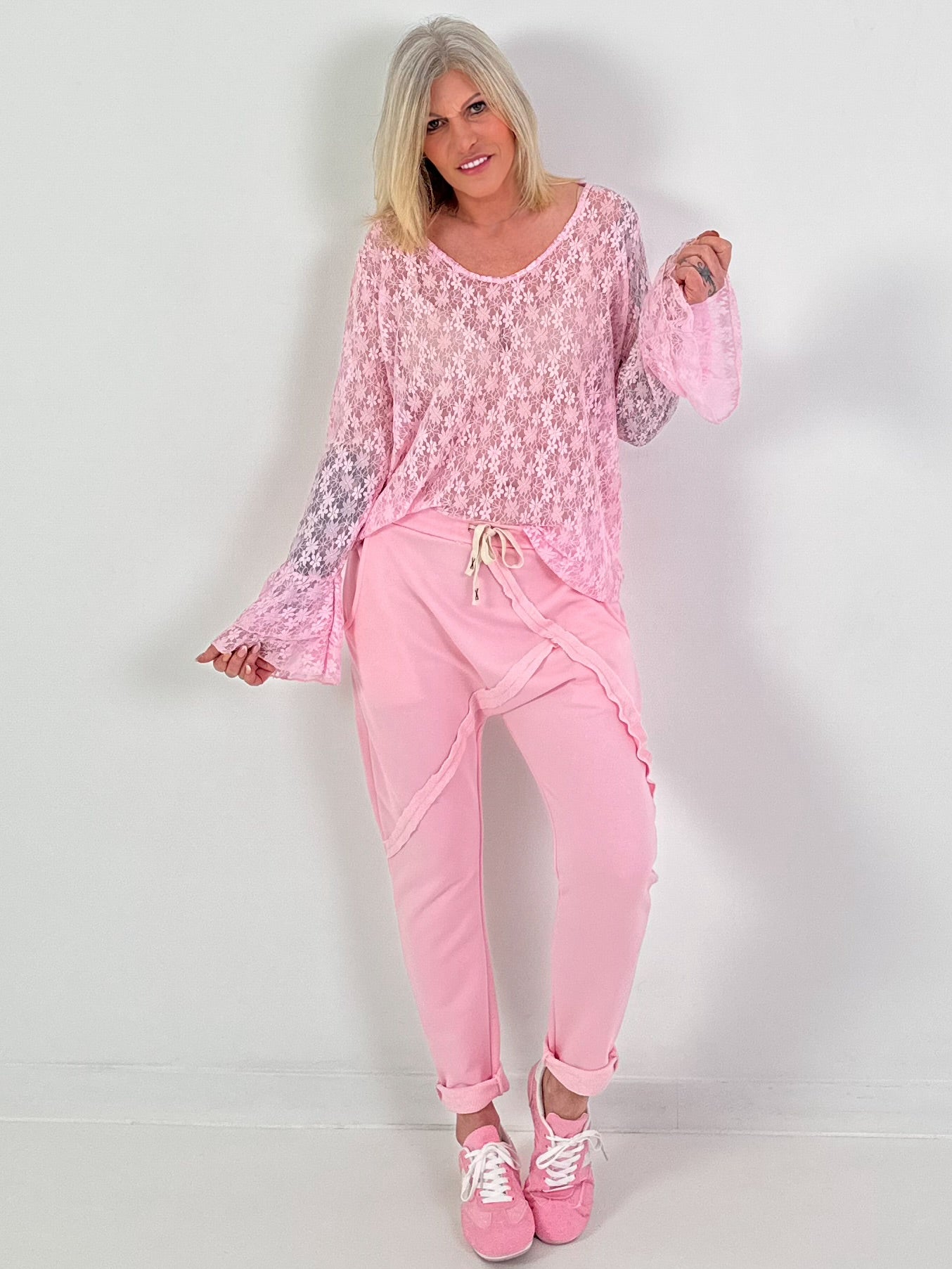 Baggy Hose mit Linksnähten - rosa