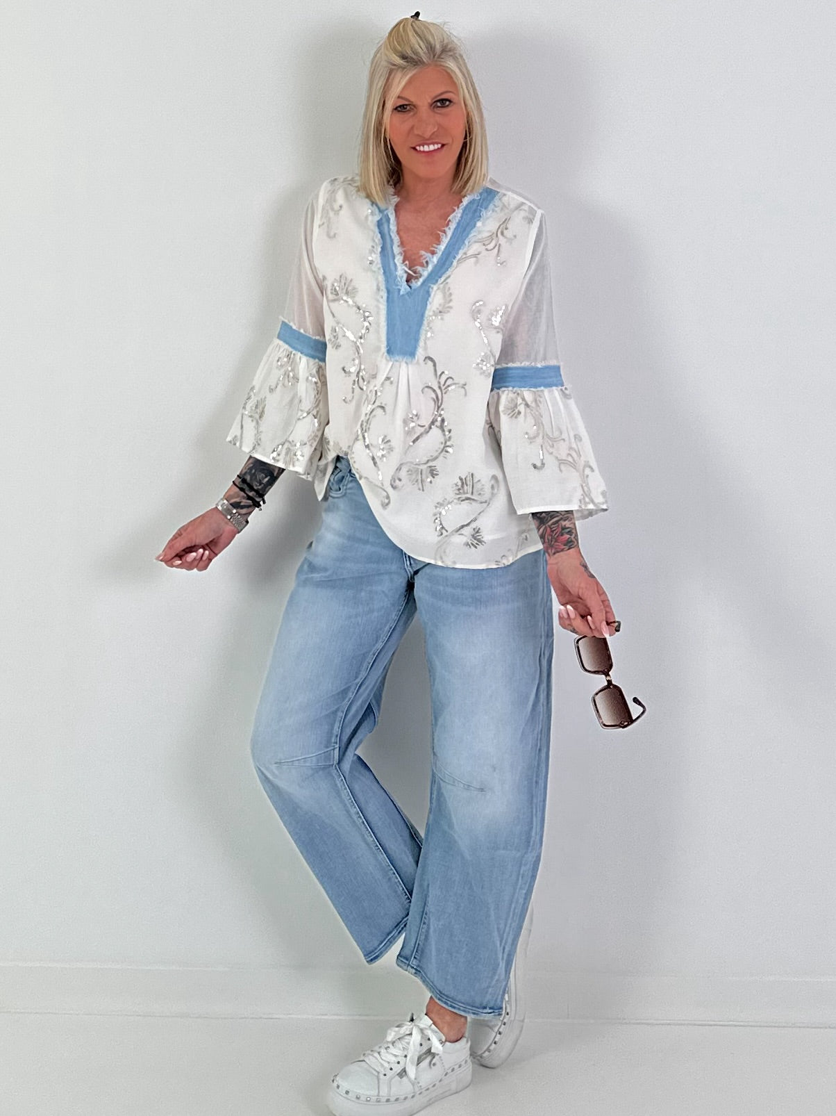 Tunika mit Pailletten und Denim-Details - weiss