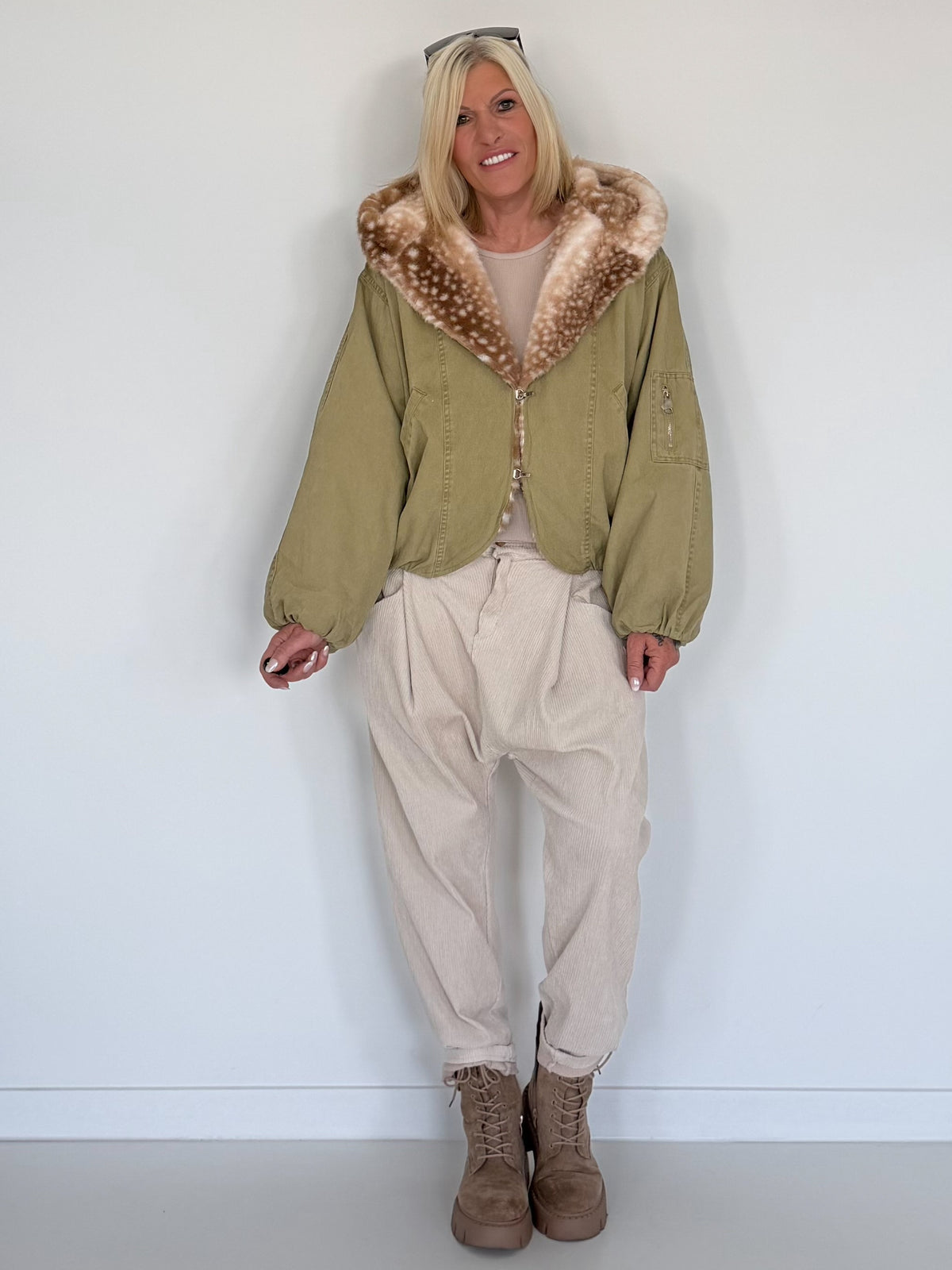 Bomberjacke mit Fake Fur Einsatz - khaki-mehrfarbig