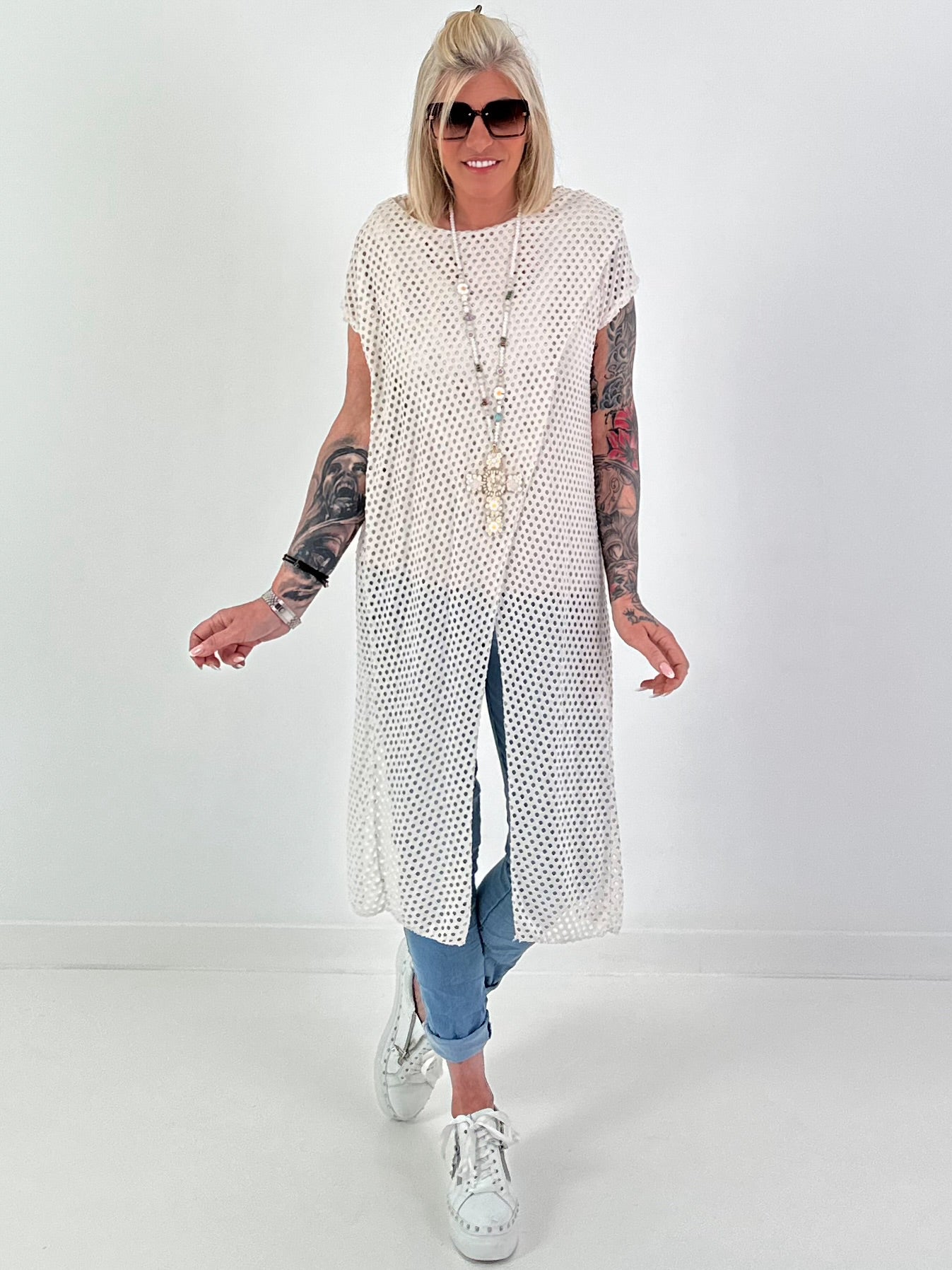 Mesh shirt with overlapping perforated pattern - beige