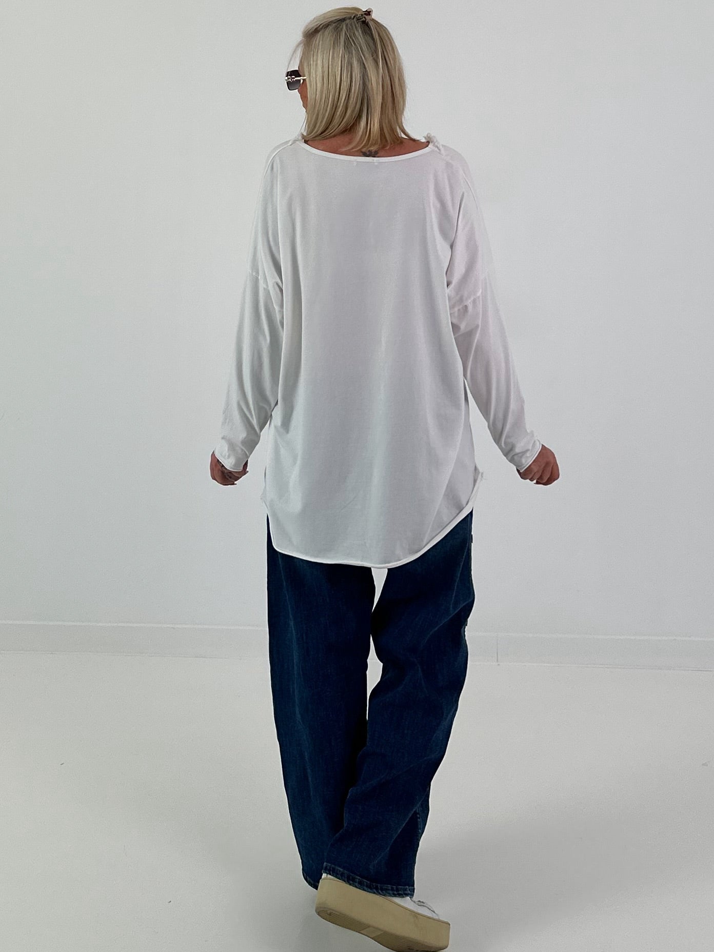 Oversized Shirt Unlock your Dreams - white