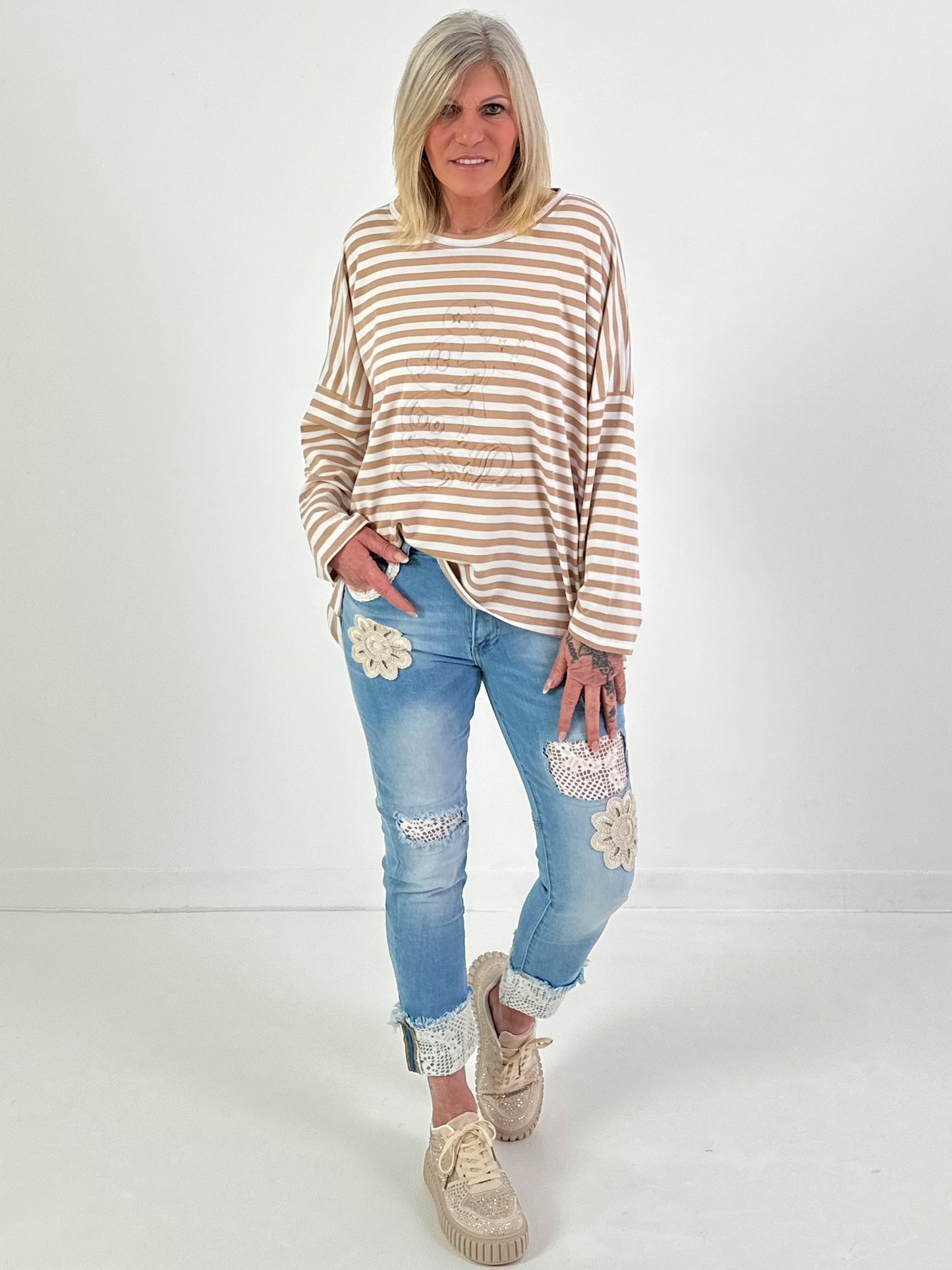 Shirtmodel "Cartoon Stripe" - beige-wit