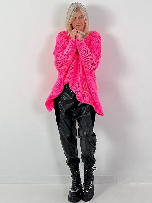 Grof gebreide trui model "Mellow Mix" - neonroze