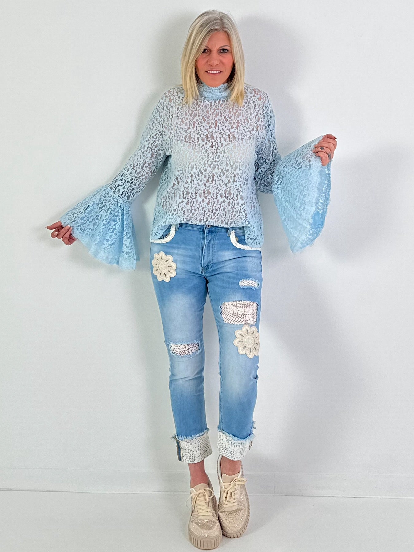 Lace tunic model "Graceful Spirit" - light blue