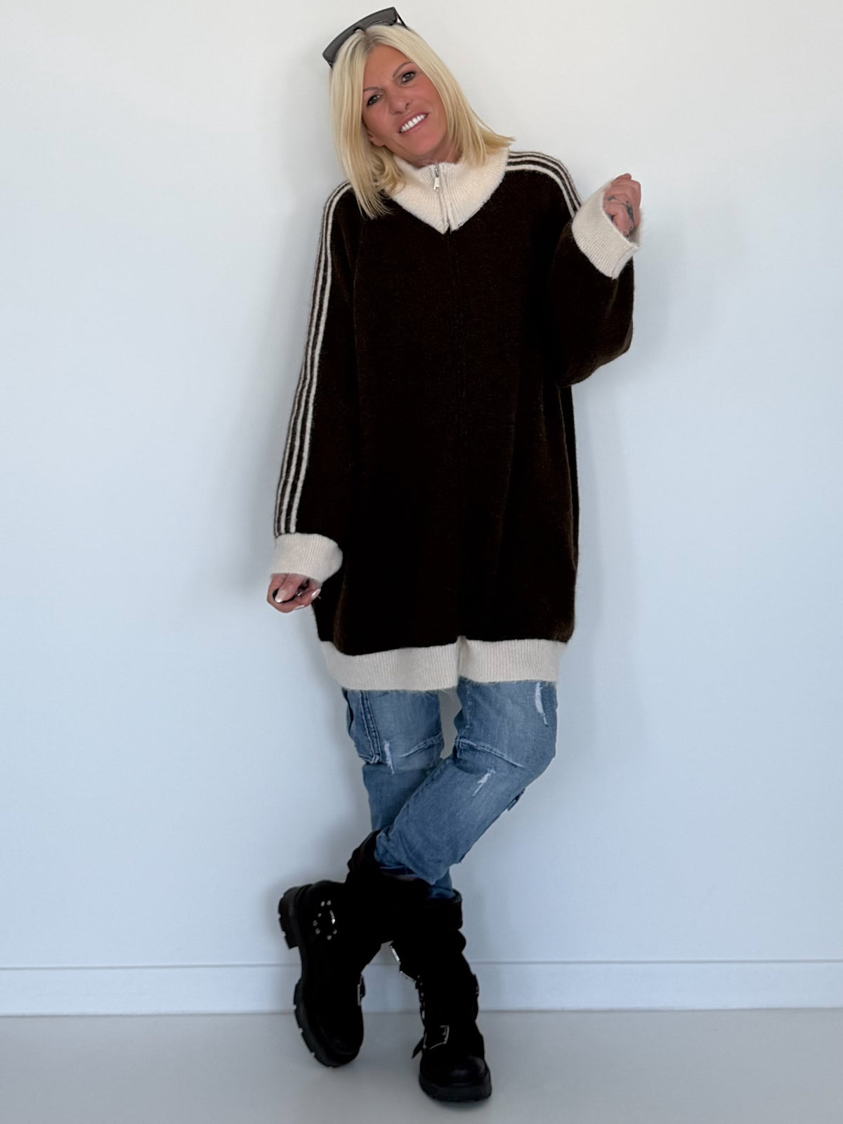 Oversized Long-Strickjacke mit Streifen - mokka-beige