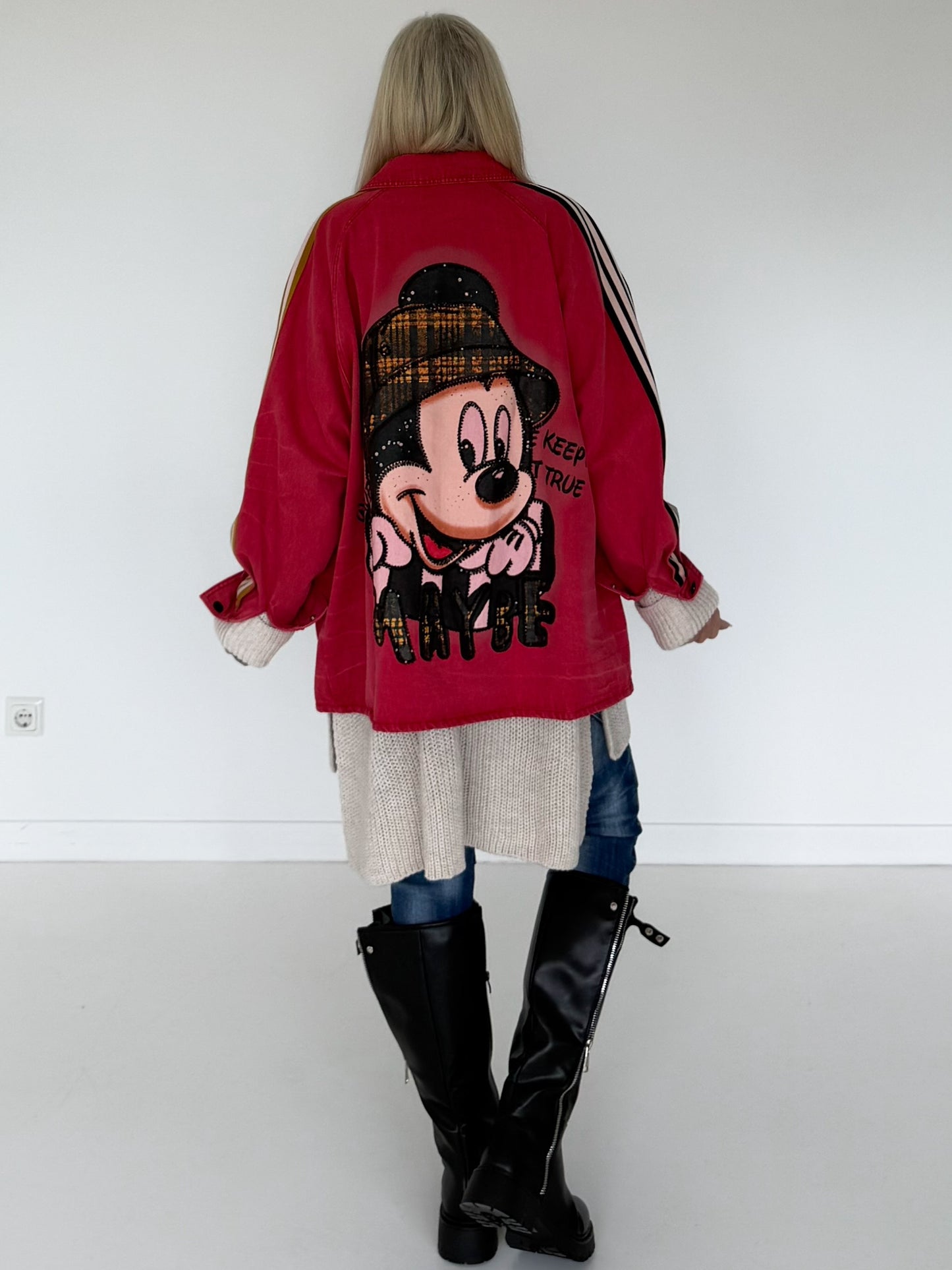 Oversized Jeansjacke mit Pailletten - used-red (lieferbar ab ca. 01.09.26)