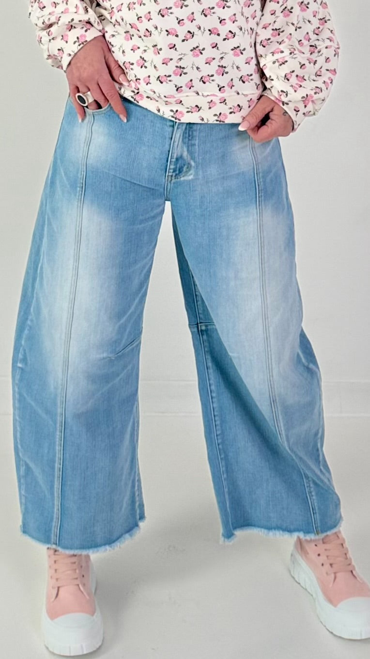 Jeans met wijde pijpen en horizontale naden - denim