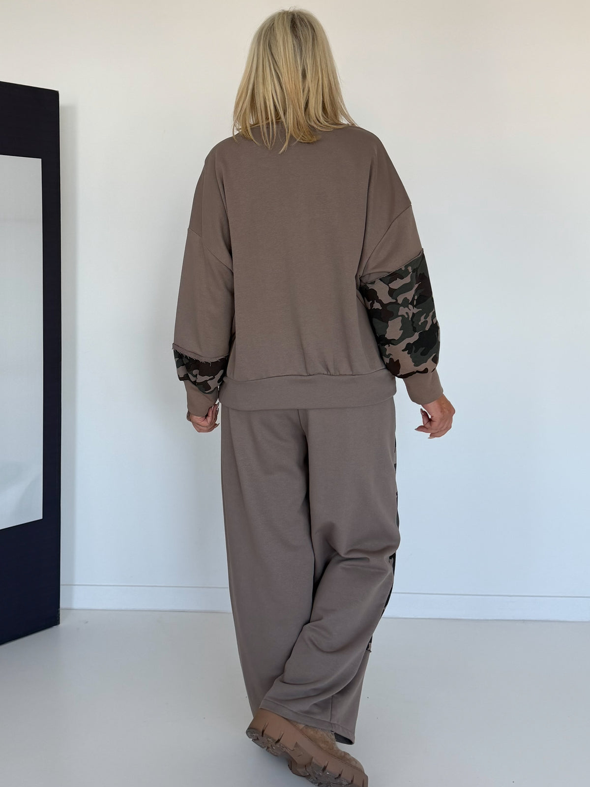 Zweiteiler mit Camouflage-Muster - taupe-mehrfarbig