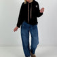 Hoodie mit Leo Bändchen und Teddyplüsch Print - schwarz
