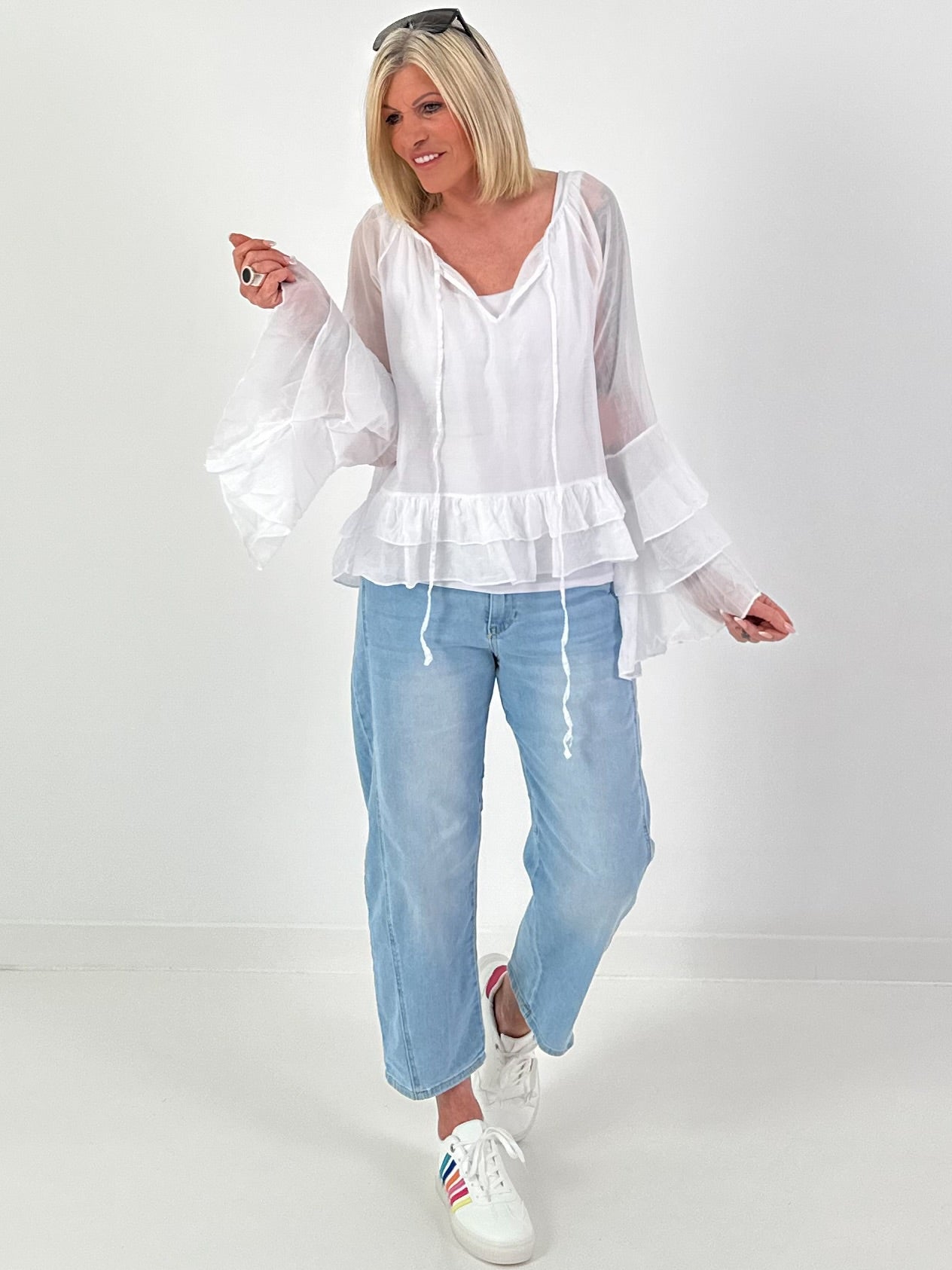 Light Tunic with Ruffles - white