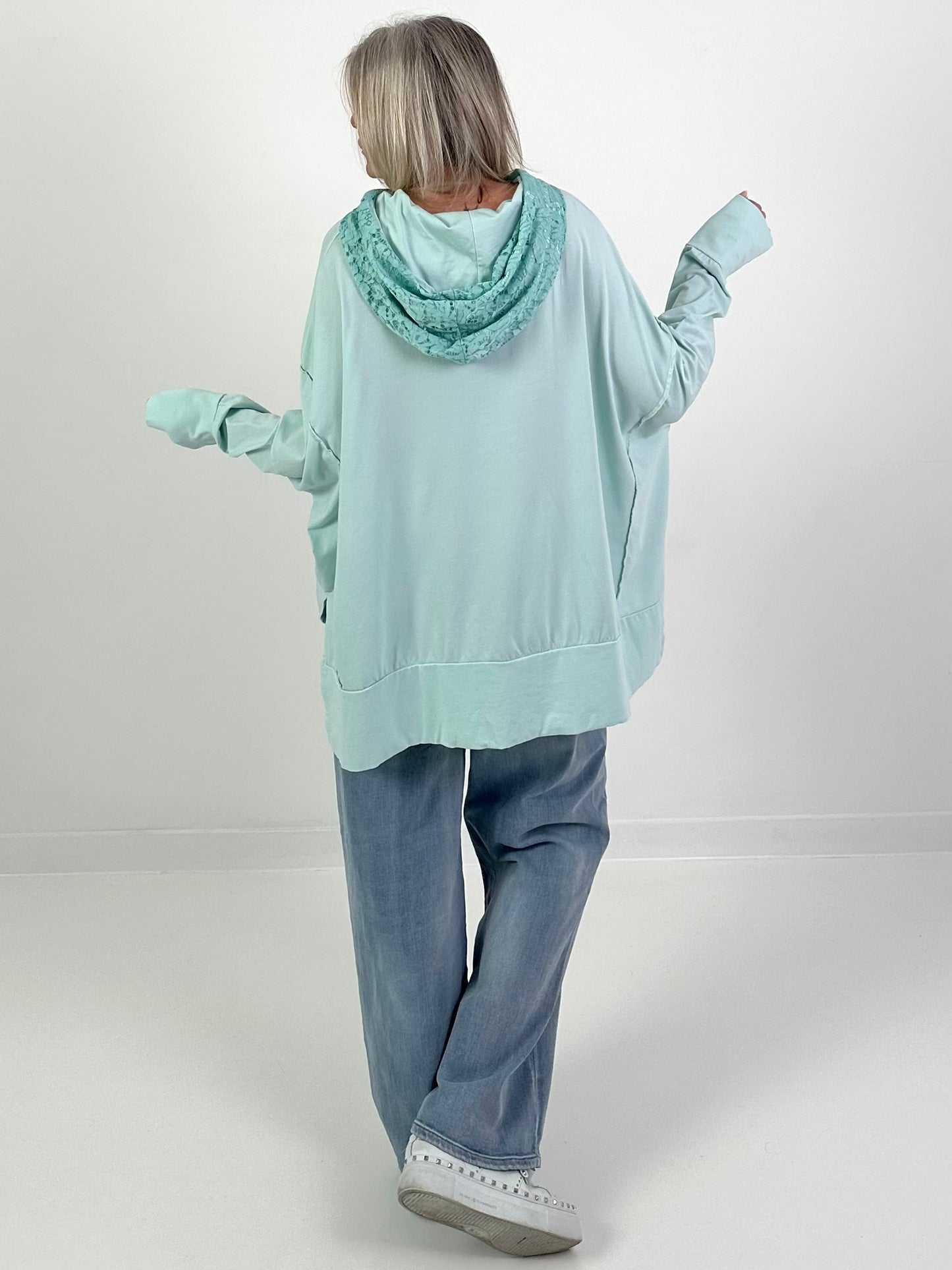 Oversized hoodie with lace hood - mint