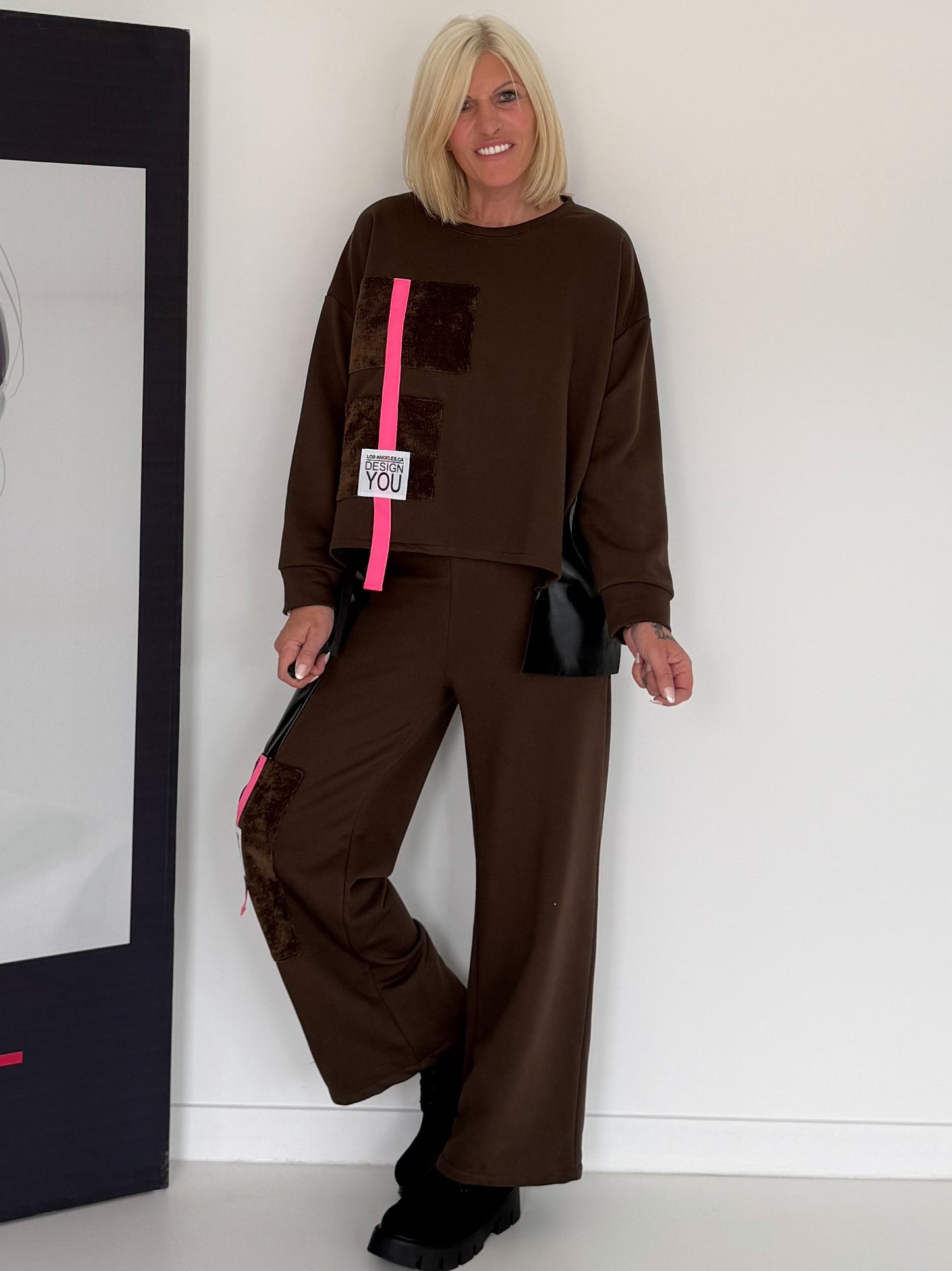 Casual tweedelig pak met details van leerlook en corduroy - mokka