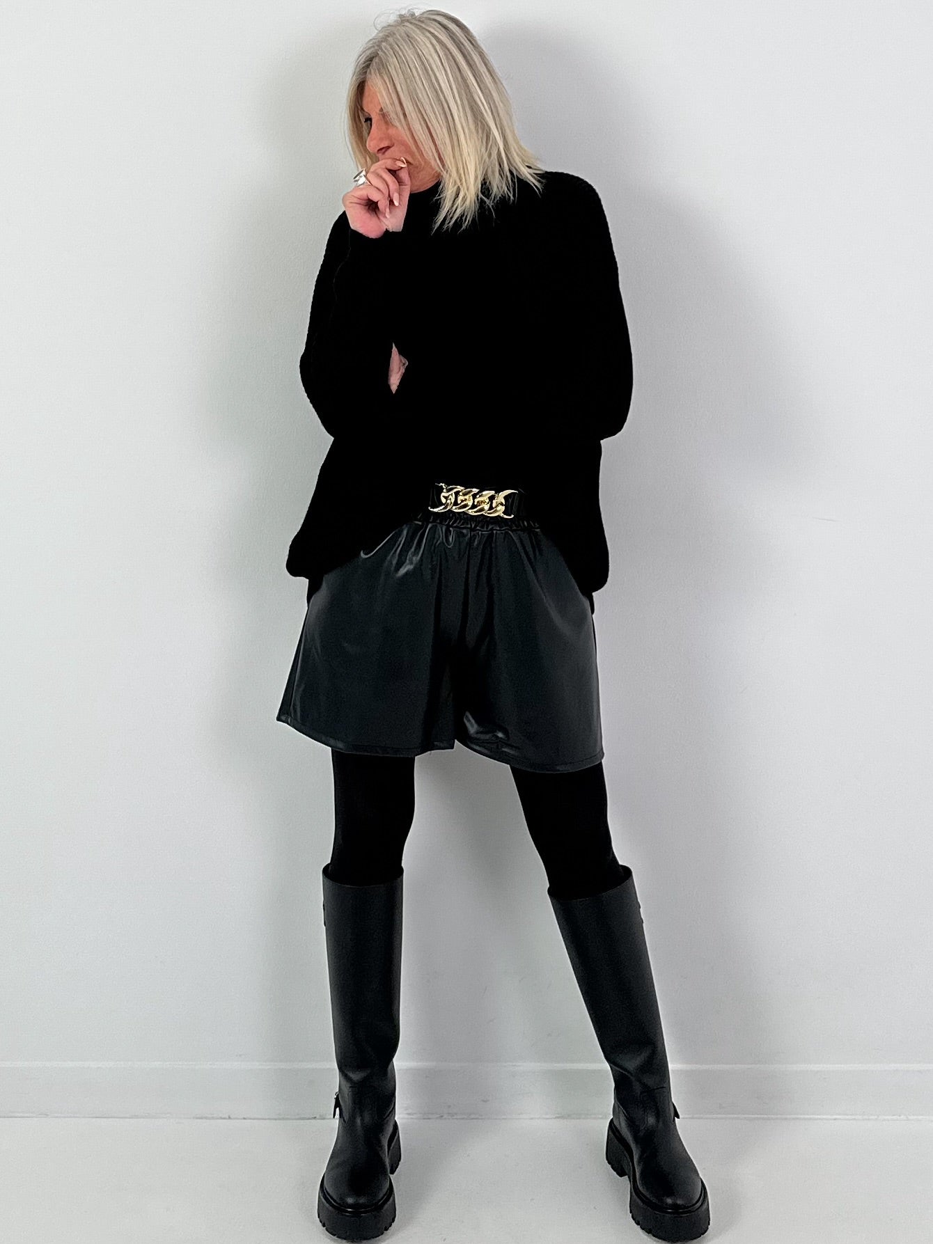 Turtleneck sweater model "NOIRA" - black