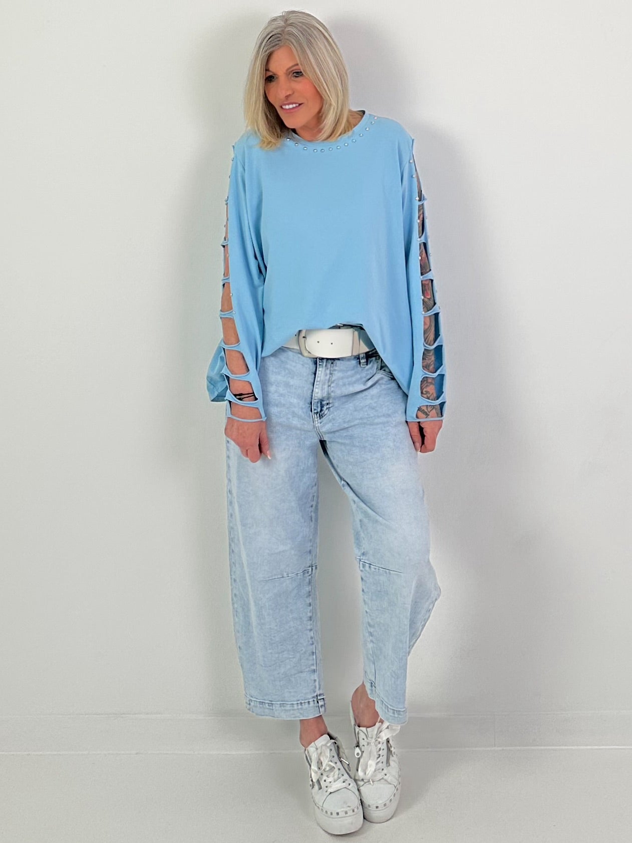 Shirt mit Nieten - hellblau