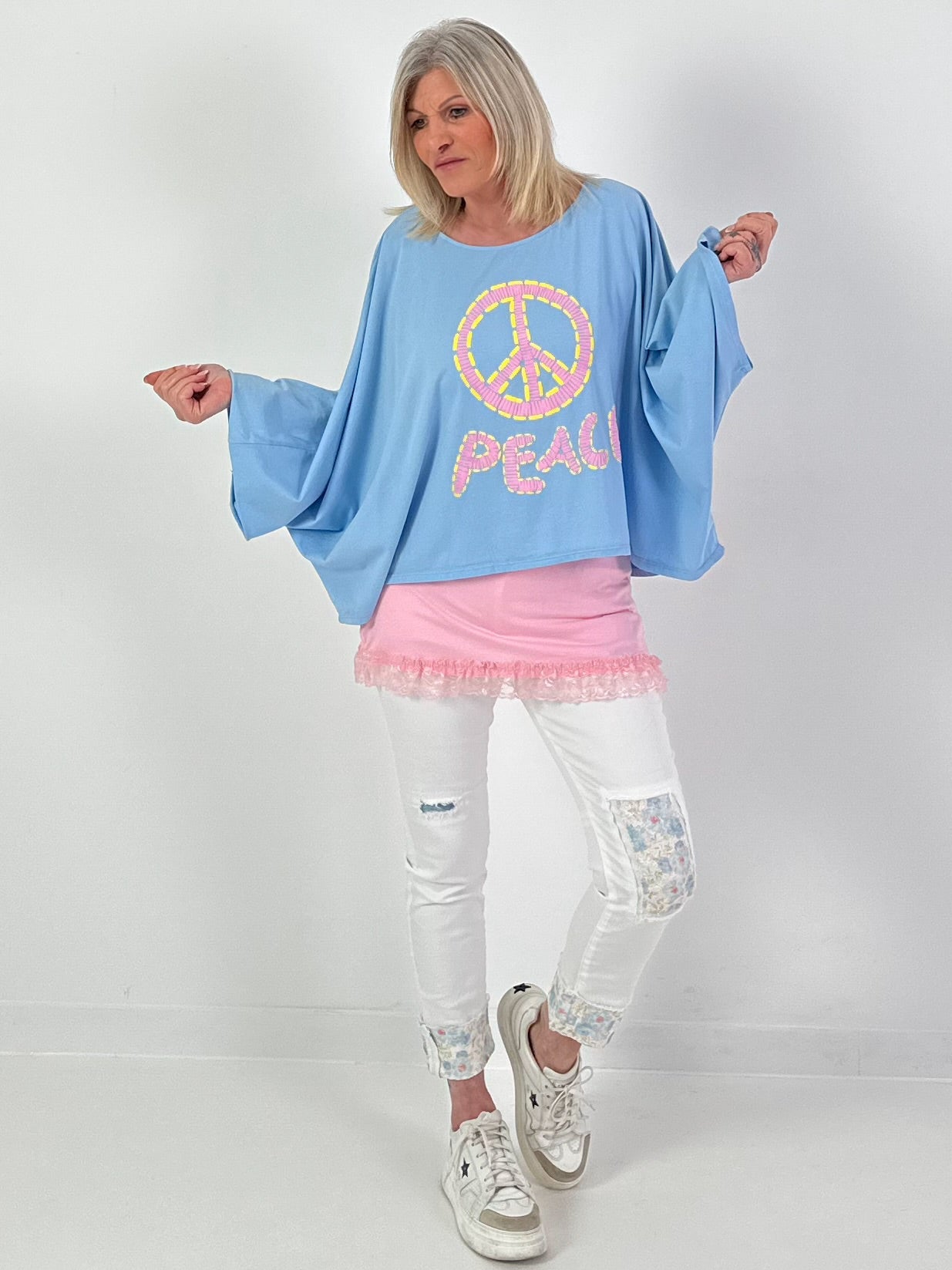 Oversized Shirt Peace - hellblau