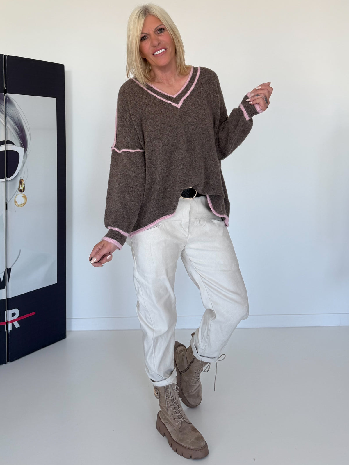 Kuscheliger Pullover mit V-Ausschnitt - taupe-rosa