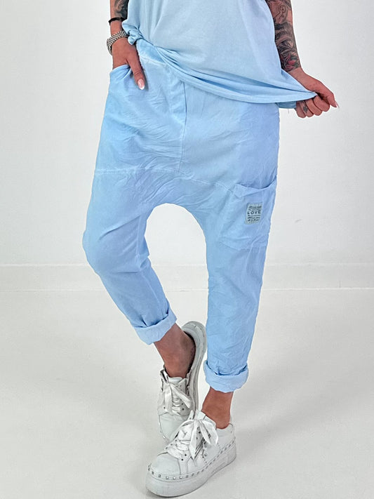Baggy Jeans with Statement Patch - light blue