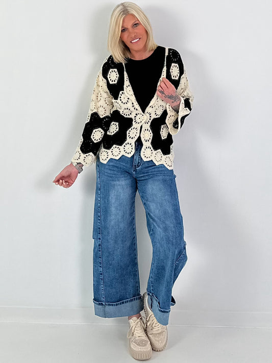 Häkeljacke mit Kontrastmuster - creme-schwarz