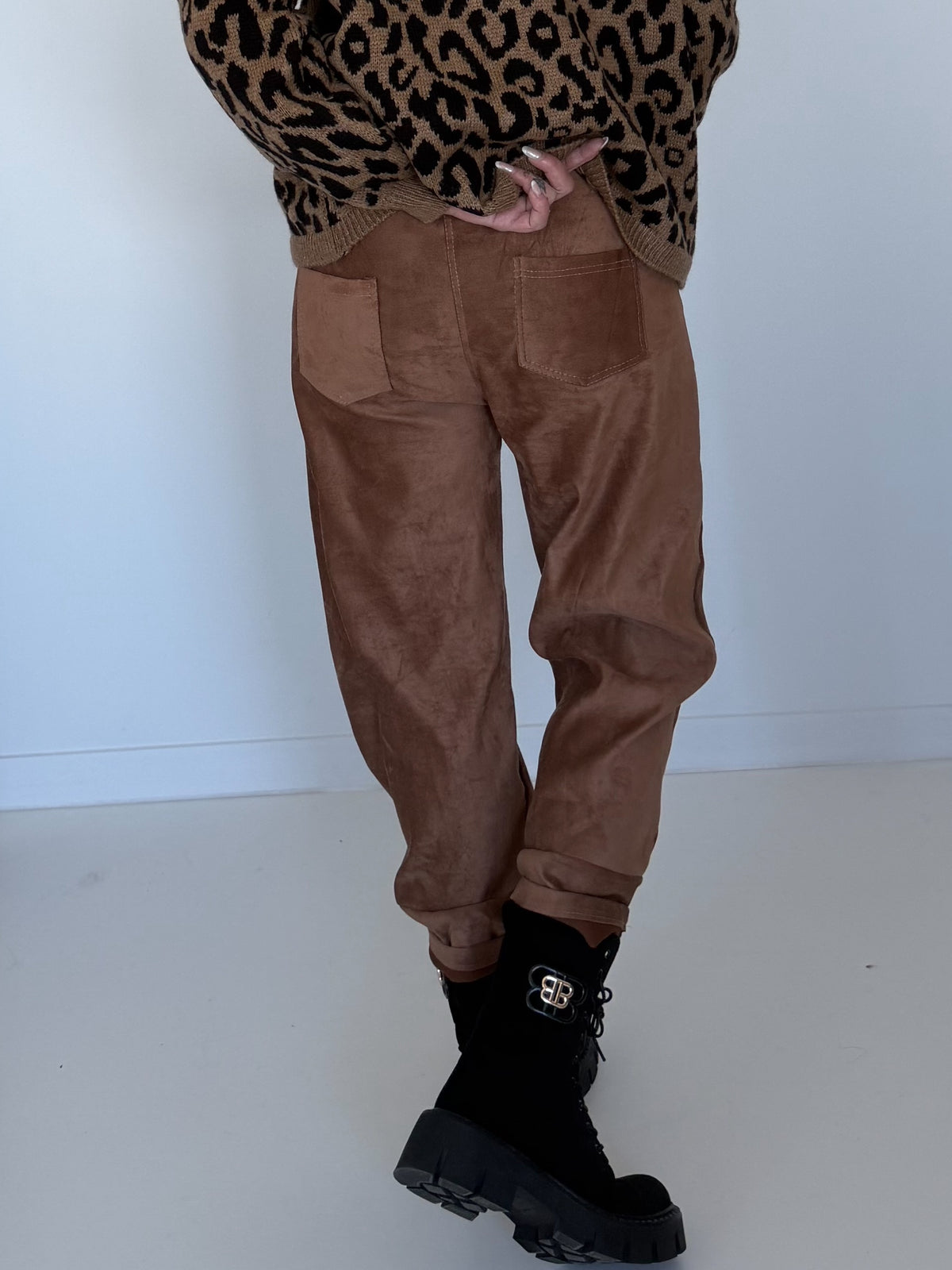 Hose in Wildleder-Optik mit Gürtel - camel
