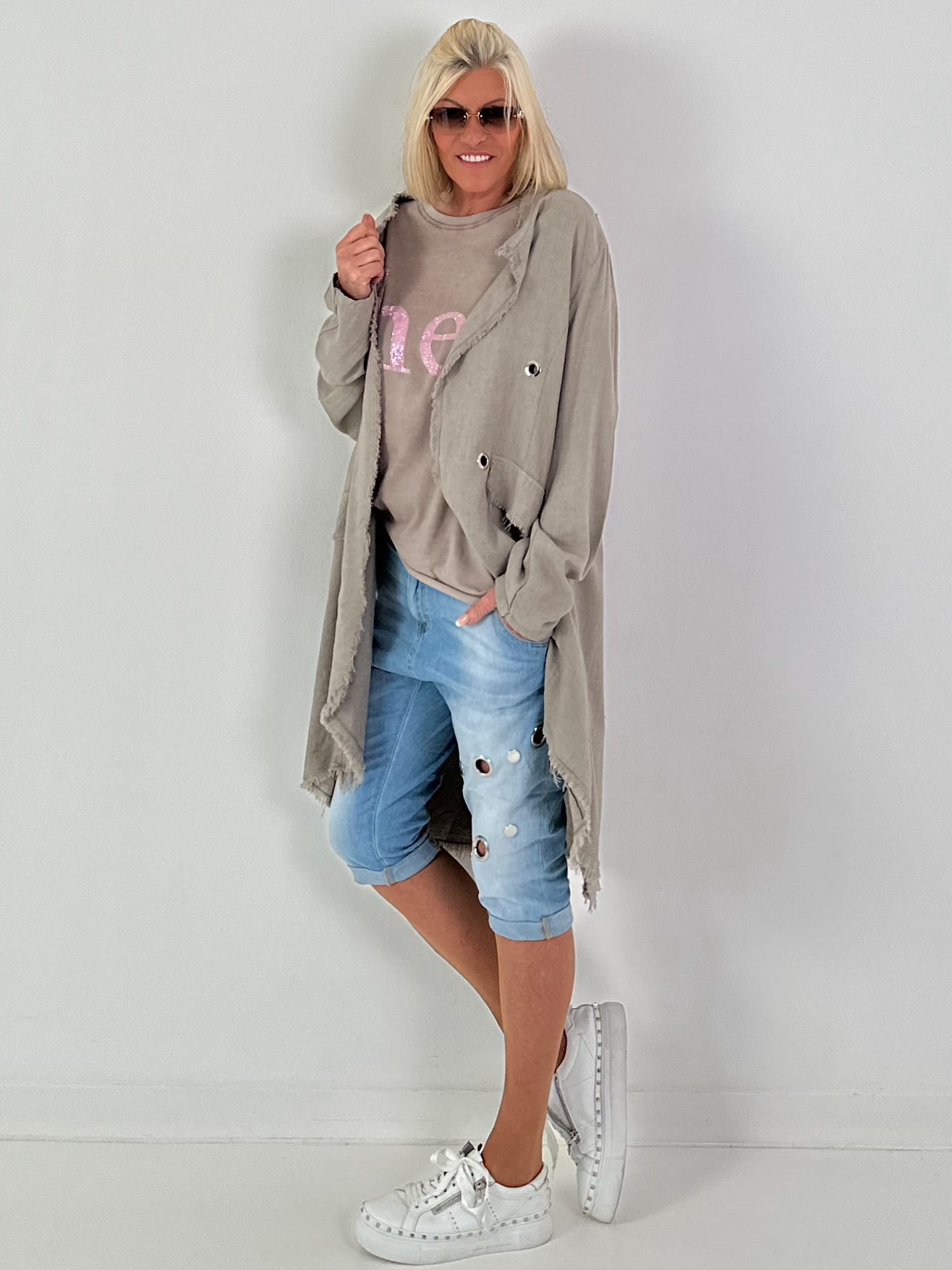 Leinen Kurzmantel mit Ösen - taupe