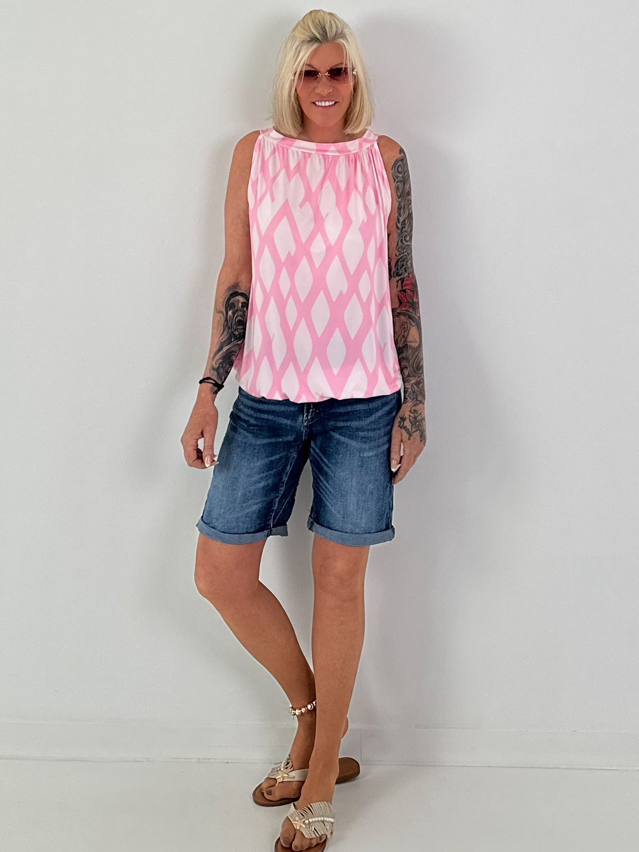 Halter-Neck Top with Allover Pattern - white-pink