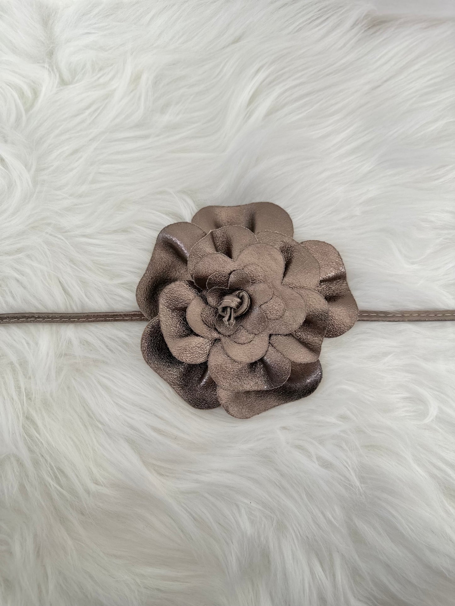 Strikceintuur model "Floral Flow" - brons