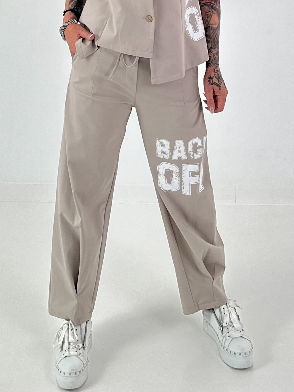 Hose BACK OFF - taupe