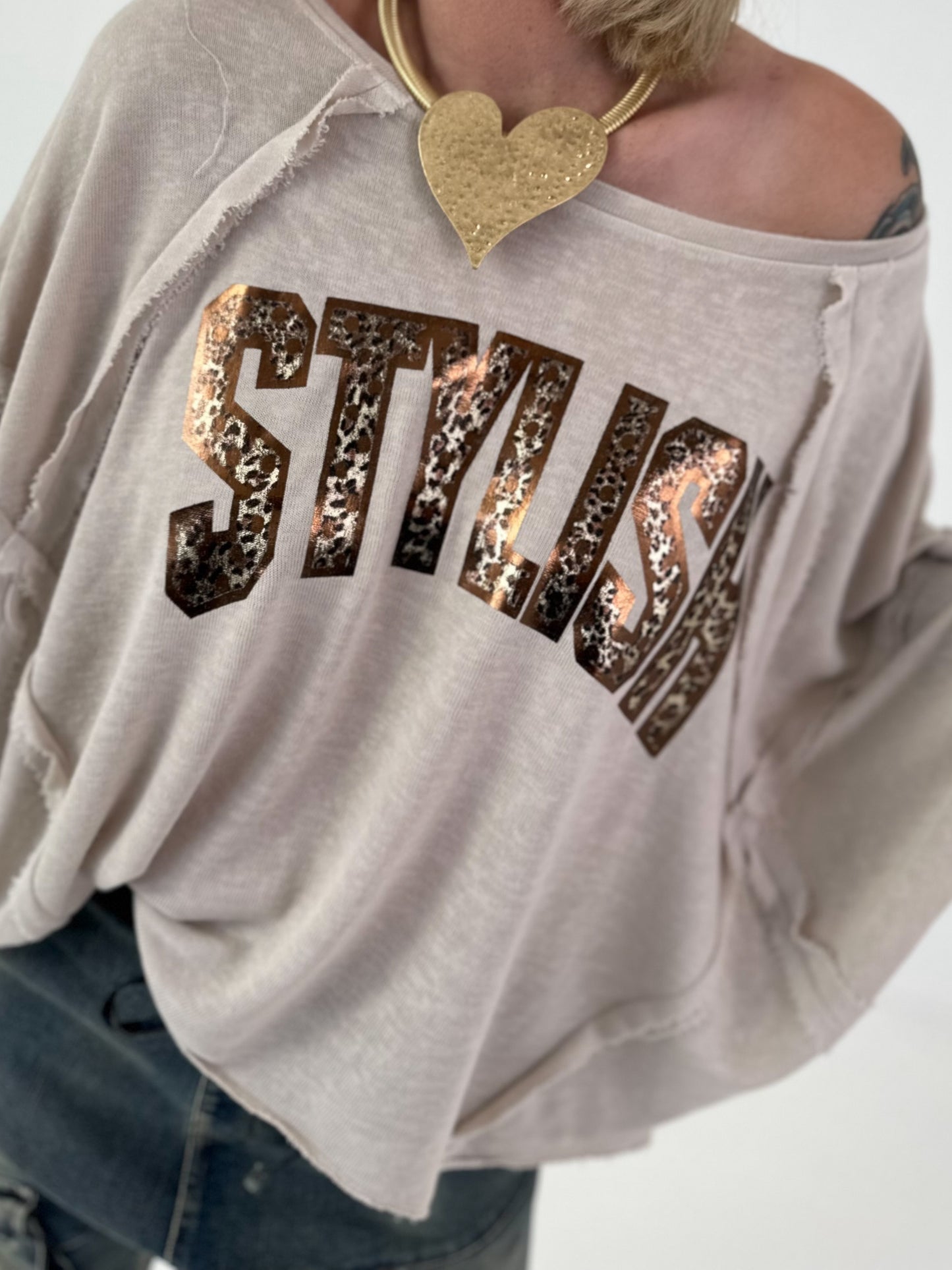 Strick Shirt mit Leo-Print - beige