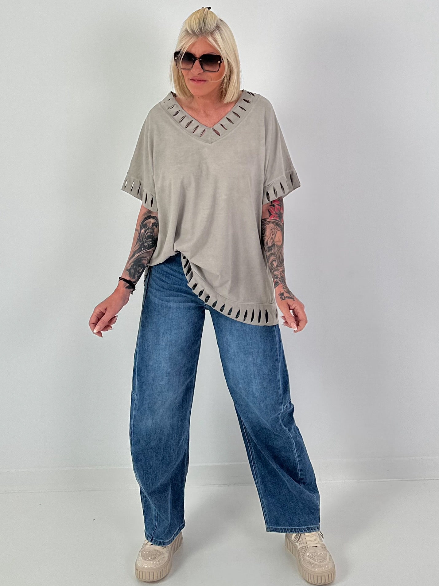 Shirt mit Cut-Out Details - taupe
