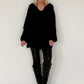 Oversized Sweater mit V-Neck und Inside-Out-Nähten - schwarz ( lieferbar ab ca. 16.10.26)