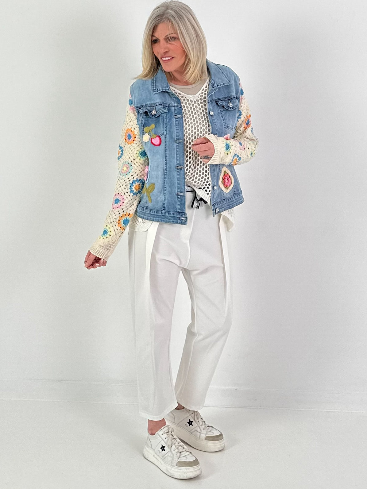 Denim jacket with crocheted sleeves - denim